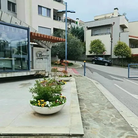 Limoni Luxury * Tirana
